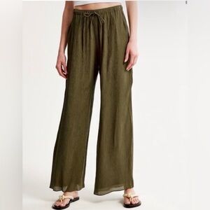 Abercrombie & Fitch Olive Wide-Leg Drawstring Pants